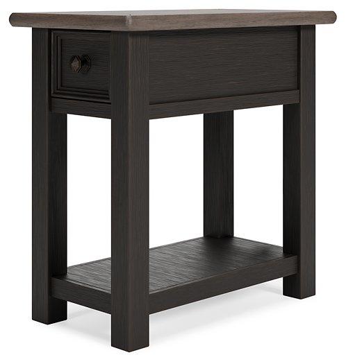 Tyler Creek Chairside End Table - MR ZEE FURNITURE