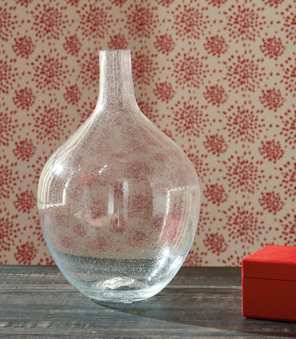 Kurthorne Vase - MR ZEE FURNITURE