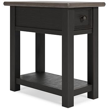 Tyler Creek Chairside End Table - MR ZEE FURNITURE