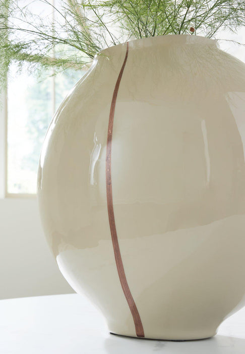 Sheabourne Vase - MR ZEE FURNITURE