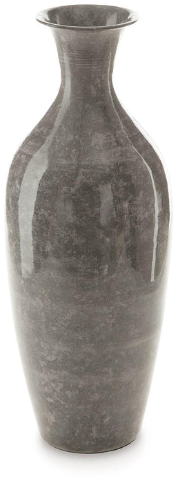 Brockwich Vase - MR ZEE FURNITURE