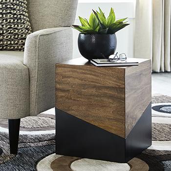 Trailbend Accent Table - MR ZEE FURNITURE