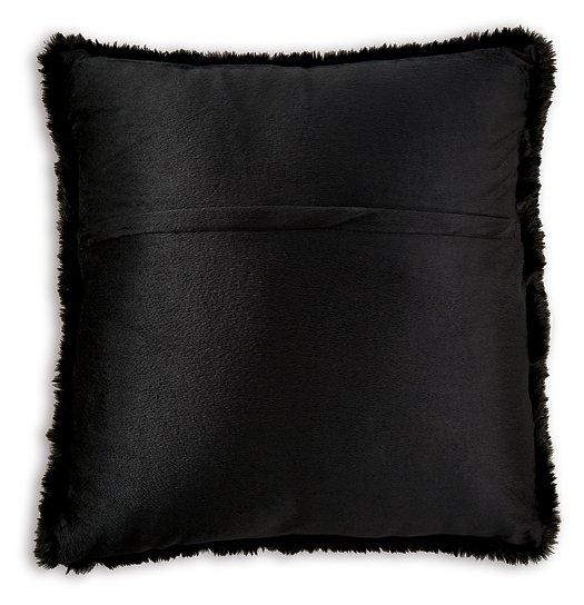 Gariland Pillow (Set of 4) - MR ZEE FURNITURE