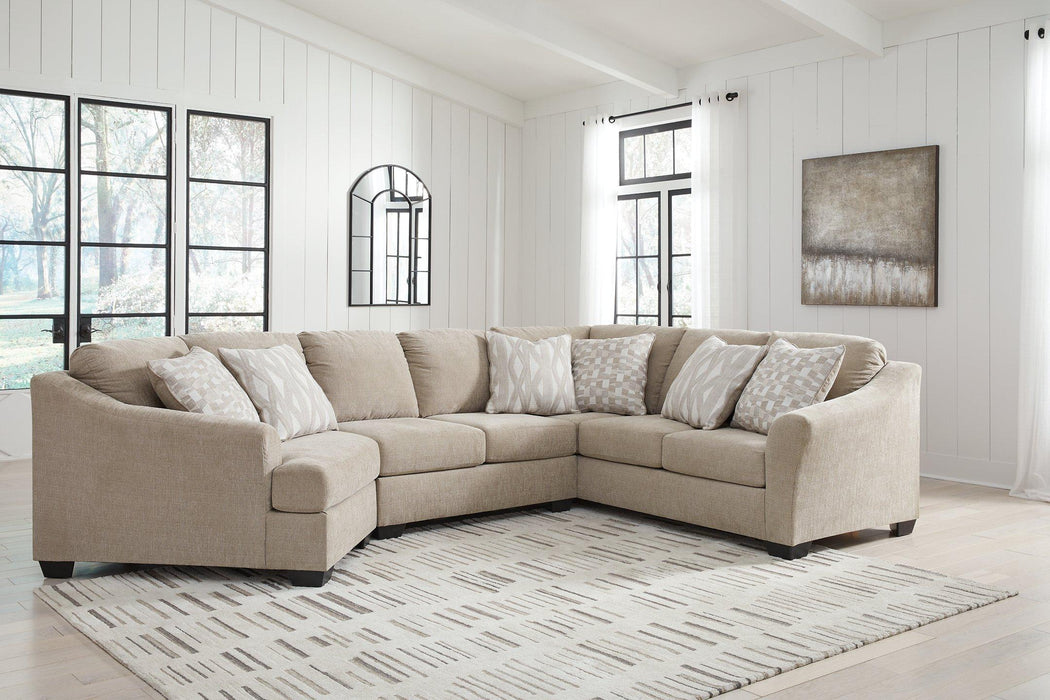 Brogan Bay 3-Piece Sectional with Cuddler - MR ZEE FURNITURE