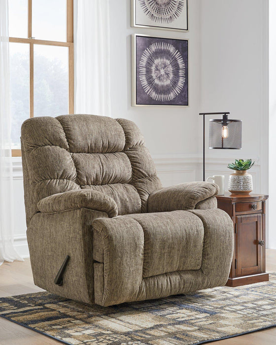 Bridgtrail Recliner - MR ZEE FURNITURE