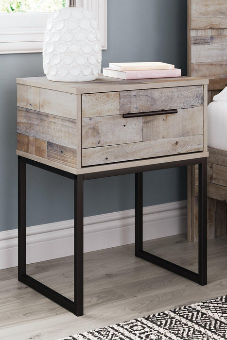 Neilsville Nightstand - MR ZEE FURNITURE