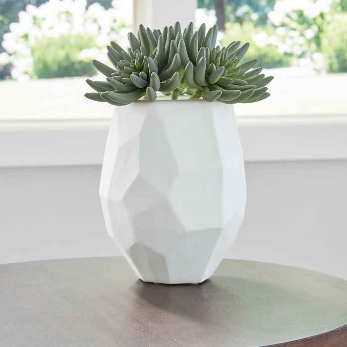 Karenton Vase - MR ZEE FURNITURE