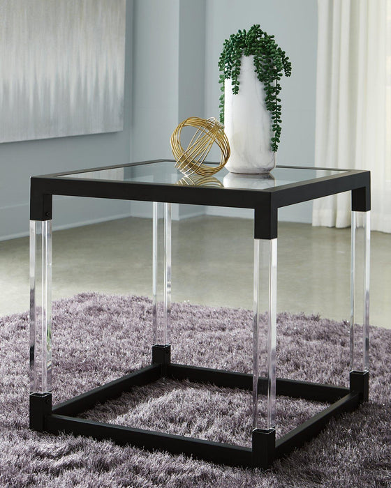 Nallynx End Table - MR ZEE FURNITURE