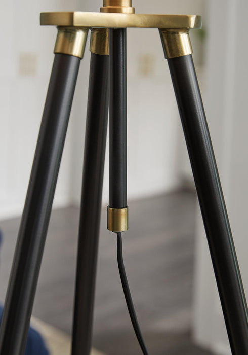 Cashner Floor Lamp - MR ZEE FURNITURE