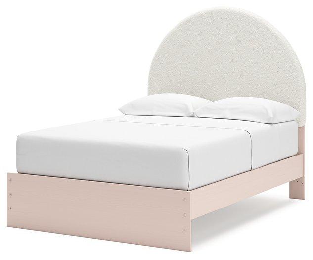 Wistenpine Upholstered Bed - MR ZEE FURNITURE