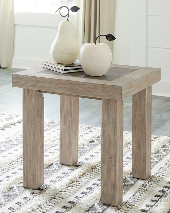 Hennington End Table - MR ZEE FURNITURE