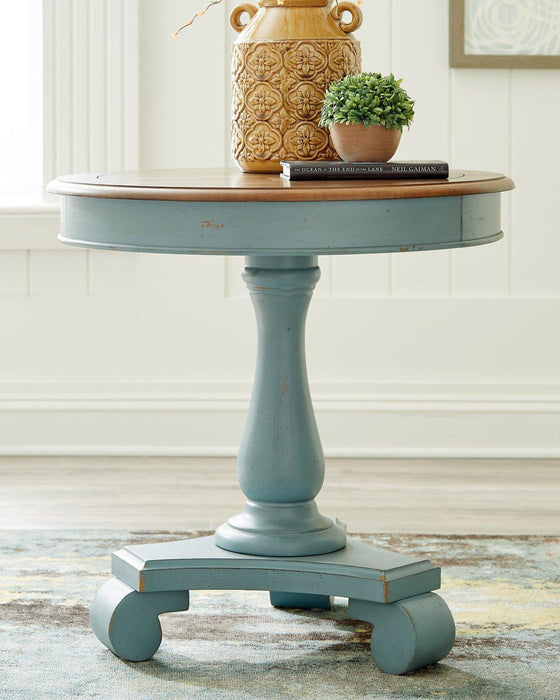 Mirimyn Accent Table - MR ZEE FURNITURE