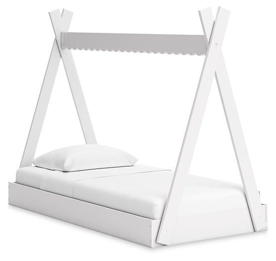 Hallityn Bed - MR ZEE FURNITURE