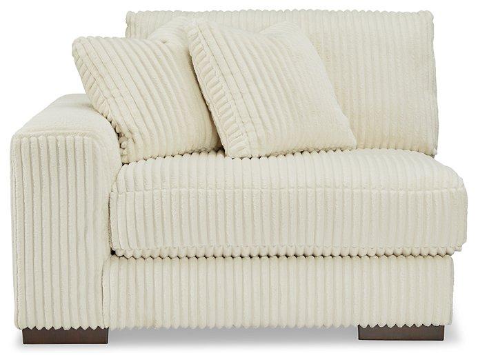 Lindyn 2-Piece Sectional Sofa - MR ZEE FURNITURE