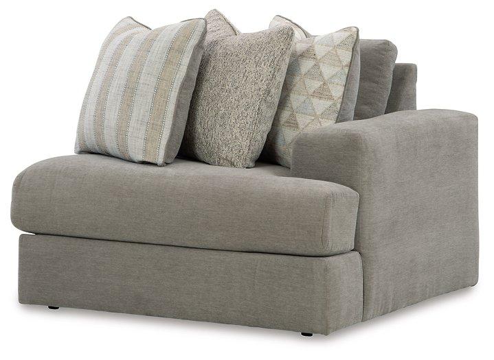 Avaliyah Sectional Sofa - MR ZEE FURNITURE