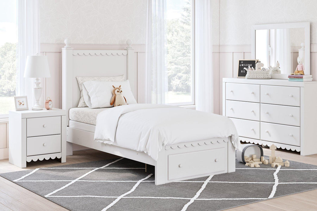 Mollviney Panel Storage Bed - MR ZEE FURNITURE