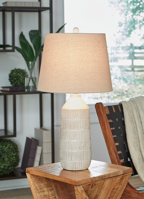 Willport Table Lamp (Set of 2) - MR ZEE FURNITURE